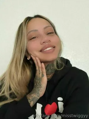 Misstwiggyy OnlyFans Leaked Free Thumbnail Picture - #PAAgT3wLdJ