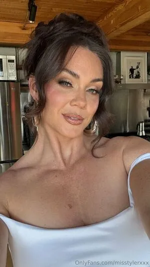 Misstylerxxx OnlyFans Leaked Free Thumbnail Picture - #3DublhnNWd