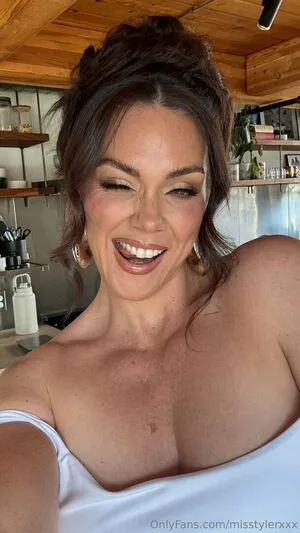 Misstylerxxx OnlyFans Leaked Free Thumbnail Picture - #VroF5834y1