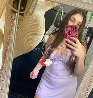 Missvaleeh OnlyFans Leaked Free Thumbnail Picture - #AIFrrGxKPm