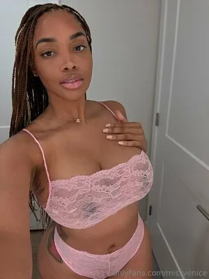 Missvenice OnlyFans Leaked Free Thumbnail Picture - #ZAXS7RdOdb