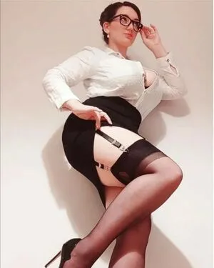 Missvintagedresses OnlyFans Leaked Free Thumbnail Picture - #PyHA99WXIu