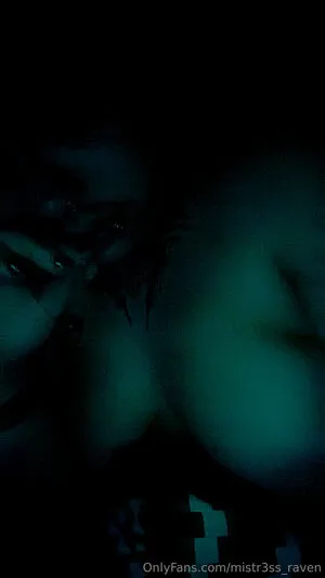 Mistr3ss Raven OnlyFans Leaked Free Thumbnail Picture - #lWBk3sizWW