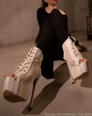 Mistress Handjob OnlyFans Leaked Free Thumbnail Picture - #05MkkrHCeX