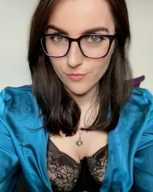 Mistress Ruby Rousson OnlyFans Leaked Free Thumbnail Picture - #hpzzcl0ffr