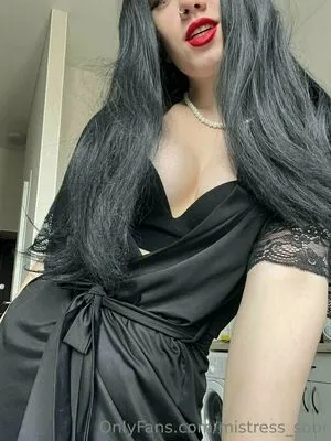 Mistress Sobi OnlyFans Leaked Free Thumbnail Picture - #YAQnfinUDx