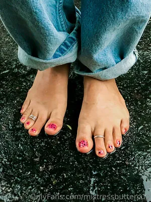Mistressbuttercup OnlyFans Leaked Free Thumbnail Picture - #oPUtOnFoHh