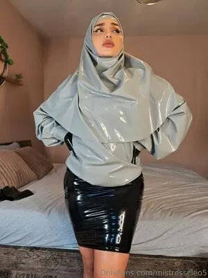 Mistresscleo5 OnlyFans Leaked Free Thumbnail Picture - #0mPVShEWOc