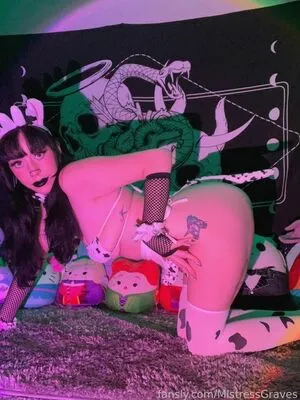 Mistressgraves OnlyFans Leaked Free Thumbnail Picture - #f85hS0M16h