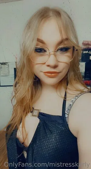 Mistresskarly OnlyFans Leaked Free Thumbnail Picture - #Q14Z8dSYT4