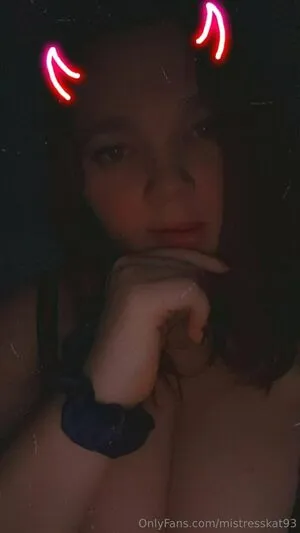 Mistresskat93 OnlyFans Leaked Free Thumbnail Picture - #LVXiZNyB80