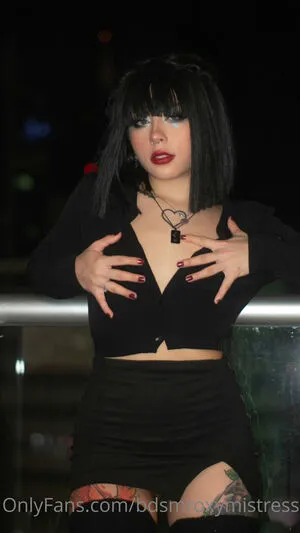Mistressroxybdsm OnlyFans Leaked Free Thumbnail Picture - #sm8bT39cbq