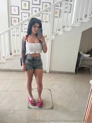 Mistresssophiasahara OnlyFans Leaked Free Thumbnail Picture - #awvm10mvJ7