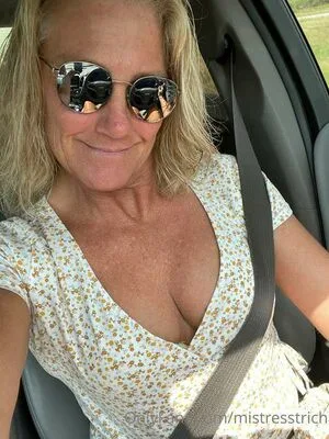 Mistresst OnlyFans Leaked Free Thumbnail Picture - #VTTNteTlmc