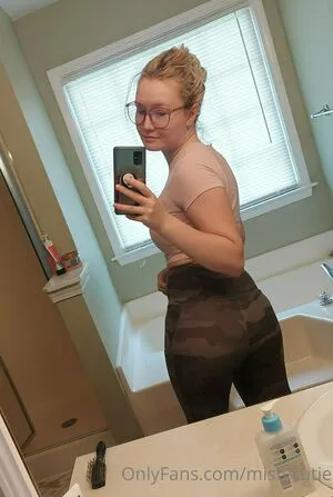 Mistycutie OnlyFans Leaked Free Thumbnail Picture - #aziTsGYm7b