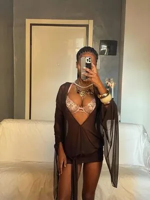 Mitchumtanya OnlyFans Leaked Free Thumbnail Picture - #SwqzH9j4ui