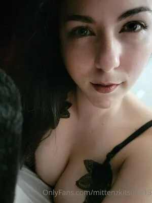 Mittenzkitsune13 OnlyFans Leaked Free Thumbnail Picture - #SqNVHZ3xXv