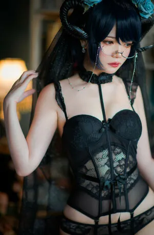 Miu Cosplayer OnlyFans Leaked Free Thumbnail Picture - #S900q5x8eI