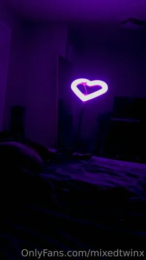 Mixedtwinx OnlyFans Leaked Free Thumbnail Picture - #7yCifLXvsm