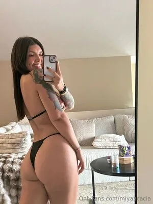 Miya Ulatowski OnlyFans Leaked Free Thumbnail Picture - #6kaEDUBqOn