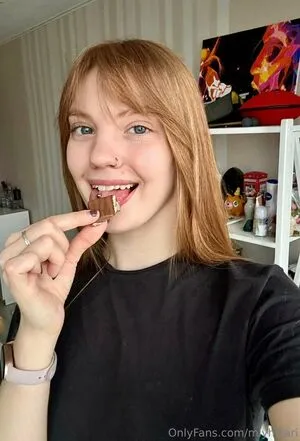 Miyhikari OnlyFans Leaked Free Thumbnail Picture - #DegEvifOny