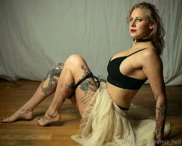 Miz Hell OnlyFans Leaked Free Thumbnail Picture - #JnbrNVAjhi