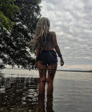 Mizanthro Pia OnlyFans Leaked Free Thumbnail Picture - #TVVk6o7P15