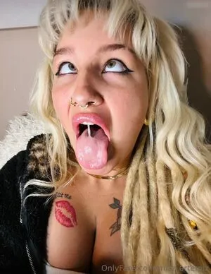 Mizz Artemiz OnlyFans Leaked Free Thumbnail Picture - #TxeMZ5gbF9