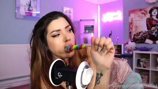 Mizz Ellaa ASMR OnlyFans Leaked Free Thumbnail Picture - #1M9rz719Uc