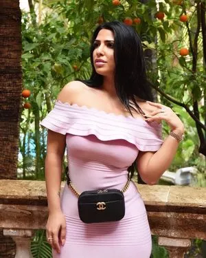 Mizz Ellaa ASMR OnlyFans Leaked Free Thumbnail Picture - #1Xh7aKCSew