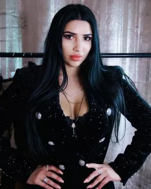 Mizz Ellaa ASMR OnlyFans Leaked Free Thumbnail Picture - #VUNpdAkzWM