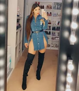 Mizz Ellaa ASMR OnlyFans Leaked Free Thumbnail Picture - #kSe3BokDYy
