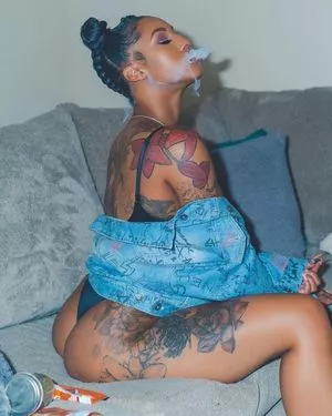 Mizz Twerksum OnlyFans Leaked Free Thumbnail Picture - #iDFcED6Mga