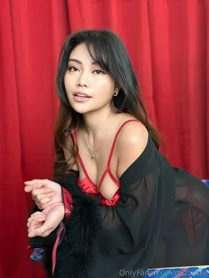 Mizzimie OnlyFans Leaked Free Thumbnail Picture - #DRRiQvACdx