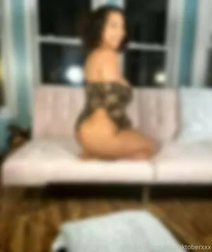 Mizzoktoberxxx OnlyFans Leaked Free Thumbnail Picture - #pI1N43dAt9
