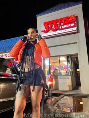 Mizztwerksumfree OnlyFans Leaked Free Thumbnail Picture - #RfVA1dVHea