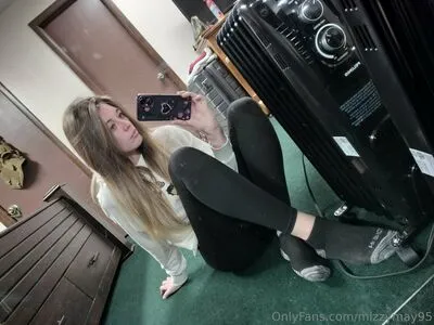 Mizzymay95 OnlyFans Leaked Free Thumbnail Picture - #wbfjr8sDmV