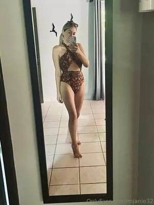 Mjanie32 OnlyFans Leaked Free Thumbnail Picture - #lm55MzLNmG