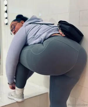 Mo Mo Lee OnlyFans Leaked Free Thumbnail Picture - #9AqYP6bIfc