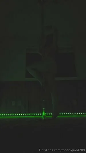 Moanique4209 OnlyFans Leaked Free Thumbnail Picture - #aGK7rGADEQ
