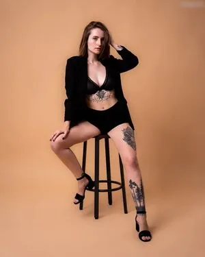 Model Lisa Marie OnlyFans Leaked Free Thumbnail Picture - #NtgBAAiNqt