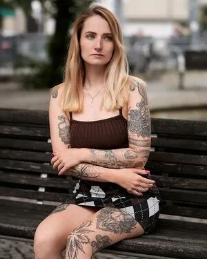 Model Lisa Marie OnlyFans Leaked Free Thumbnail Picture - #ntBSvhmfpB