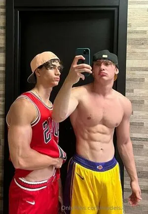 Models Onlyfans OnlyFans Leaked Free Thumbnail Picture - #TLbyBvmltd