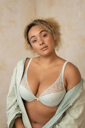 Modernbritishrose OnlyFans Leaked Free Thumbnail Picture - #YfI40wdoMx