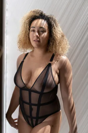 Modernbritishrose OnlyFans Leaked Free Thumbnail Picture - #rZi9duGoZn