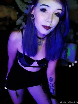 Modernmorticia OnlyFans Leaked Free Thumbnail Picture - #JIrEWZsFMe