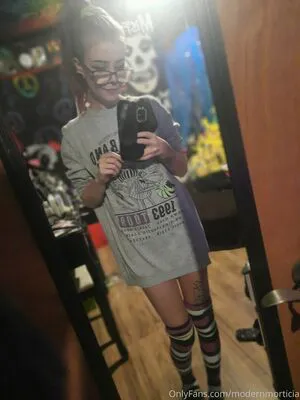 Modernmorticia OnlyFans Leaked Free Thumbnail Picture - #NcB5VIngQq