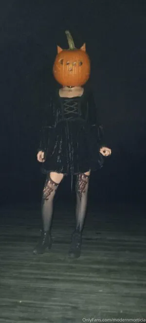 Modernmorticia OnlyFans Leaked Free Thumbnail Picture - #Q0uZQ4NQWn