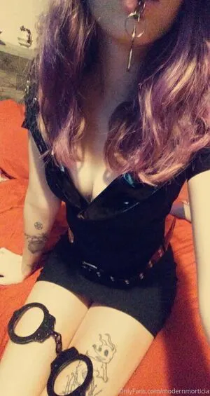 Modernmorticia OnlyFans Leaked Free Thumbnail Picture - #UQNa1Pjdw4