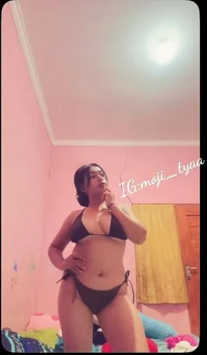 Moji Tyaa OnlyFans Leaked Free Thumbnail Picture - #V4ZPEkG83u
